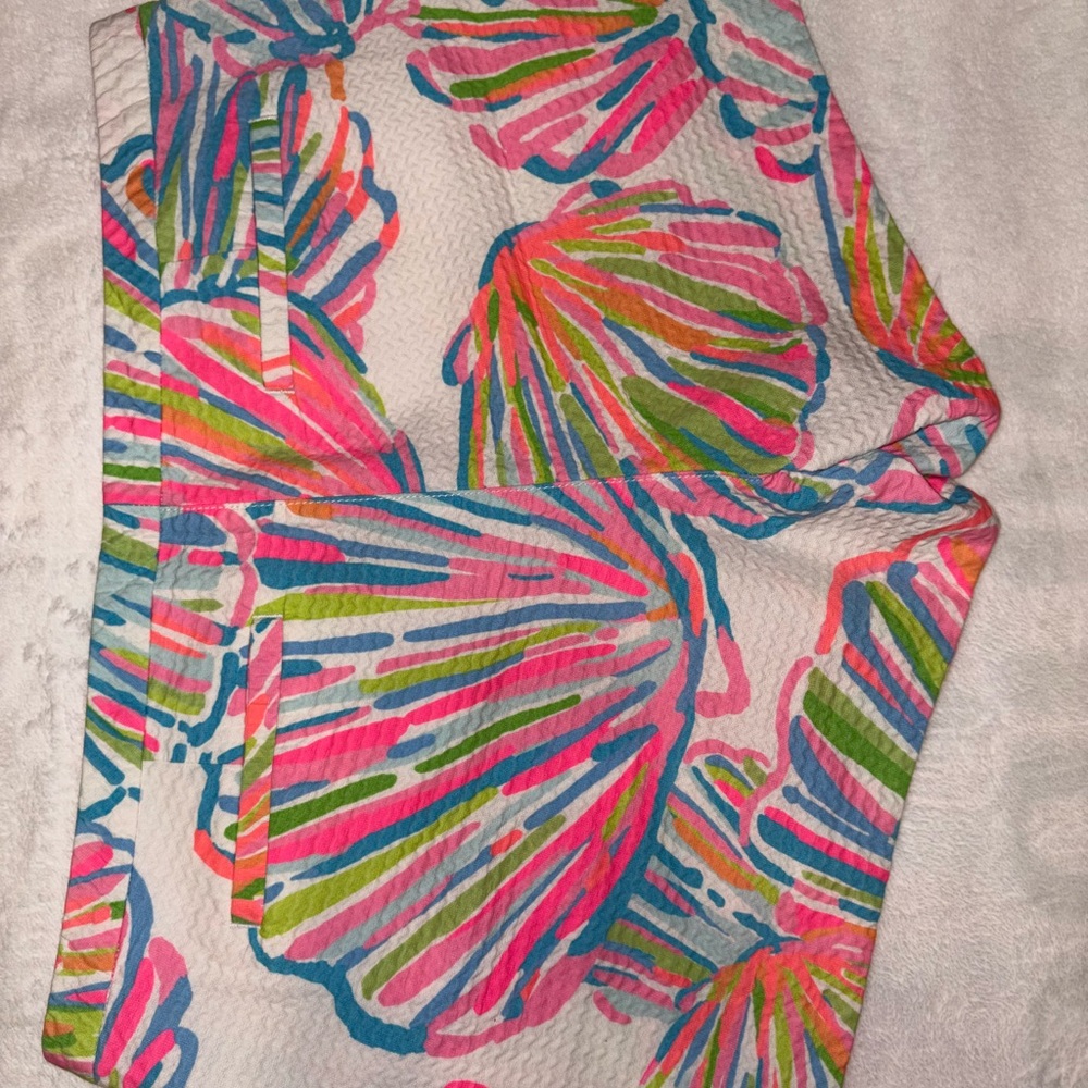 Colorful Seashell Patterned Shorts - image 3